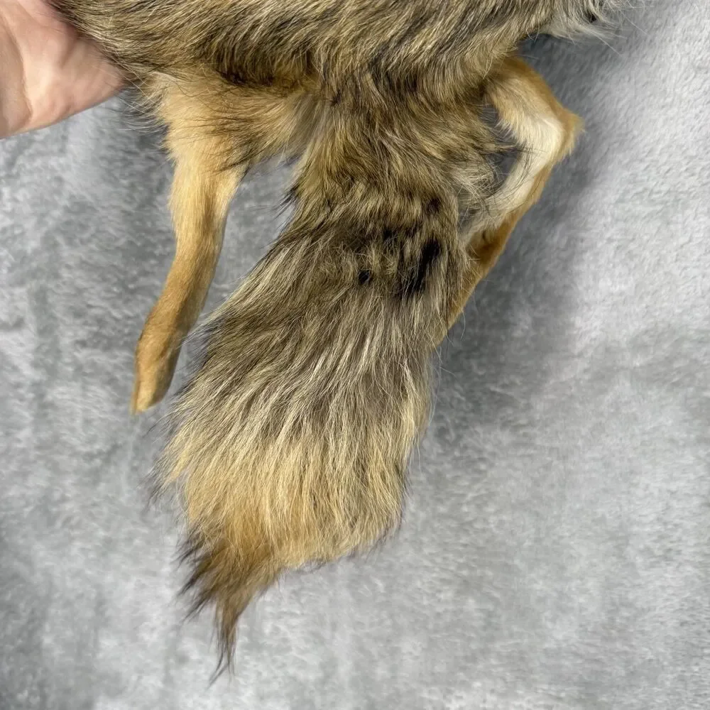 1940s Fox Fur Handwarmer With Bakelite Handle Lined Legs And Tail Antique Warm
